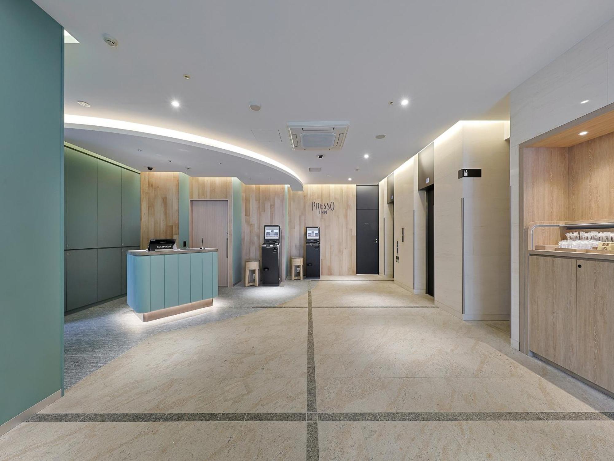 Keio Presso Inn Akasaka — Fotos 3